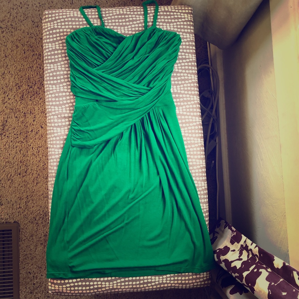 Emerald green dress with convertible straps!